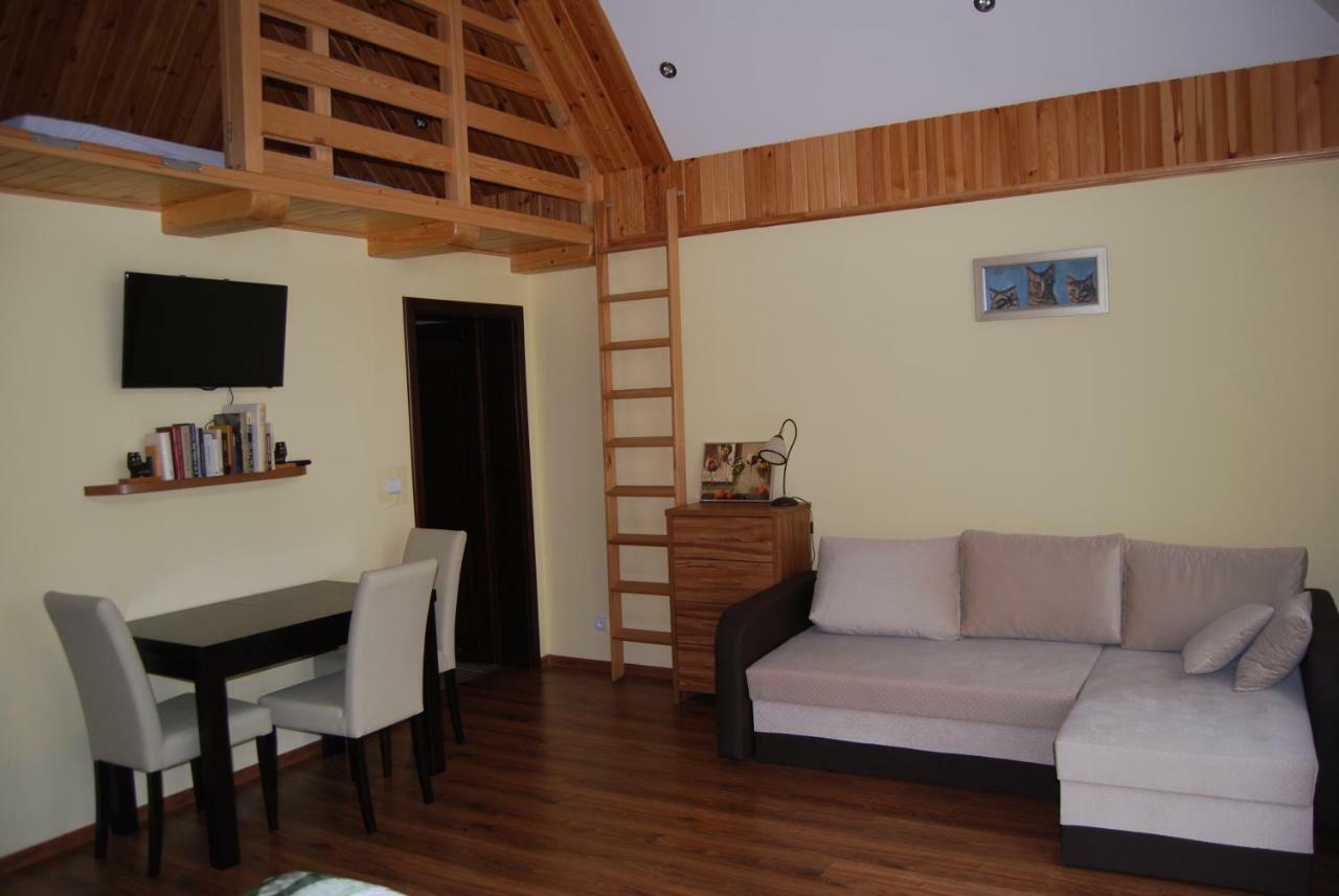 Villa Jura Pokoje Goscinne Zarki Esterno foto